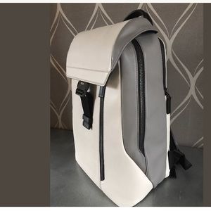 tumi dresden flap backpack